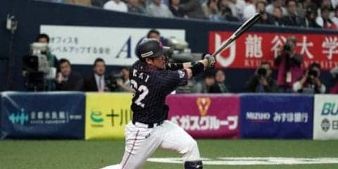 侍ジャパン、甲斐の右前適時打で追加点「後ろに繋ぐことだけ考えた」