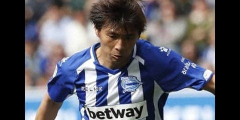 乾貴士、ホーム初得点。古巣監督も「あいつはくそったれだ」と祝福