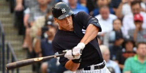 【MLB】ボールが可哀想になる打球音…ジャッジが逆方向に弾丸2ラン「レーザーだ！」