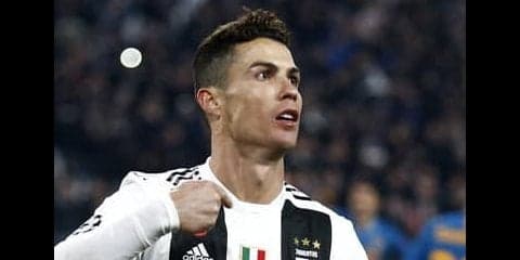 ロナウドが「CL４連覇」へ前進。メッシとの対決は実現するか