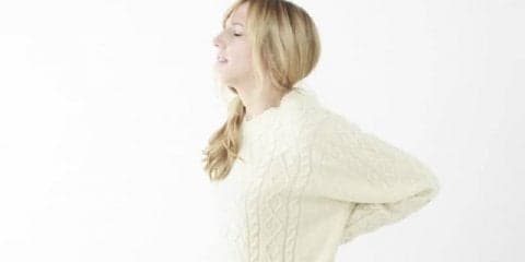 背中の痛み…本質的な原因は？