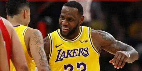 残り試合を『仮想プレーオフ』に見立てるレブロン「若手が成長する上で重要」