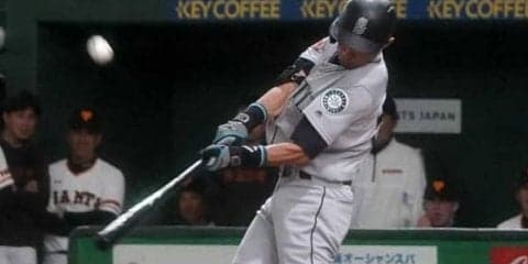 【MLB】イチロー、初回に守備で見せ場！　坂本飛球をキャッチ　第1打席は中堅フライ