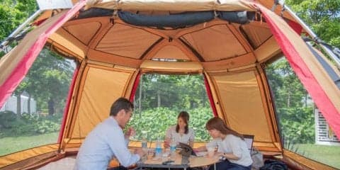 テントやタープをワークプレイスとして利用できる「品川アウトドアオフィス」4月開催