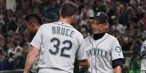 【MLB】イチロー、粋な演出で途中交代　抱擁した同僚も感激「感情がこみ上げた」