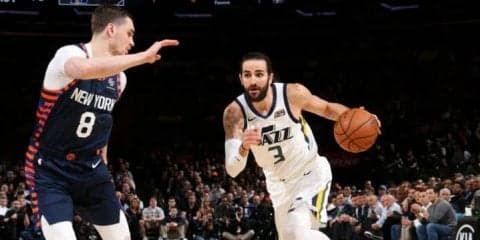 母を肺ガンで亡くしたリッキー・ルビオ、ガンと闘うスペインの少年を試合に招待