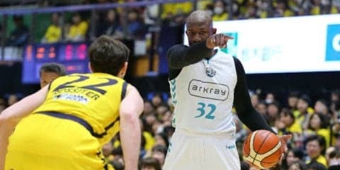 マブンガが試合を支配、京都ハンナリーズが栃木の9連勝を止めるアップセット