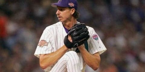 【MLB】最速164キロ左腕の剛速球が鳩直撃…18年前のハプニング動画に米追悼「一生忘れない」