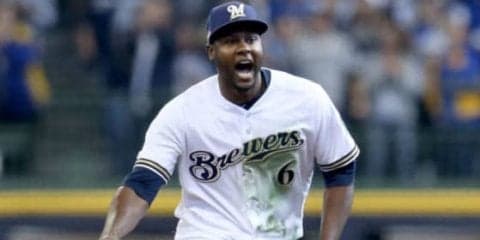 「信じられない終わり方」-　MLB開幕戦で本塁打“強奪”締めの超美技が話題