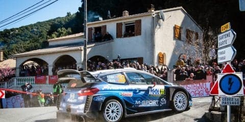 WRCフランス：競技初日を終えてフォードのエバンスが首位