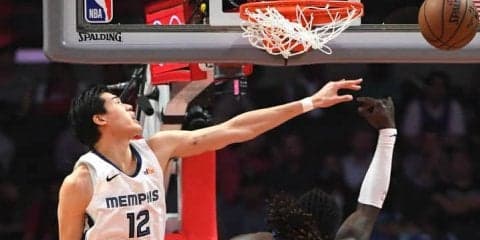 渡邊雄太がクリッパーズ戦で21分間プレー、無得点ながらチームに好影響を与える