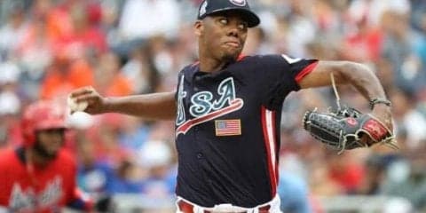 【MLB】レッズ19歳166キロ右腕、右肘トミー・ジョン手術で今季絶望