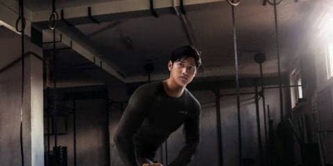 大谷翔平が着用するSKINSプレミアムモデル「A400」最新モデル発売