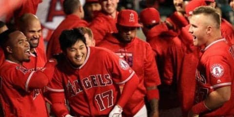 【MLB】大谷翔平のメジャー初本塁打から丸1年　米メディアが動画で回顧、同僚“無視”の名シーンも