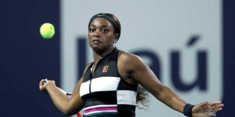 世界8位スティーブンス 苦戦もベスト8入り。世界39位に逆転勝利[ボルボ・カーズ・オープン]