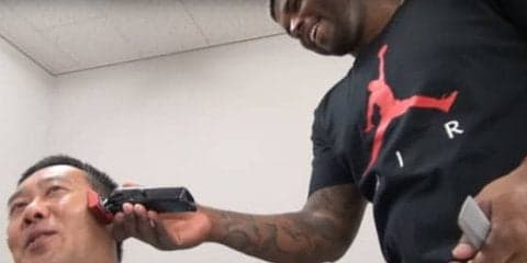 ロッテ新外国人の“散髪動画”が再生回数20万回超え「今日もガンバルガス！」