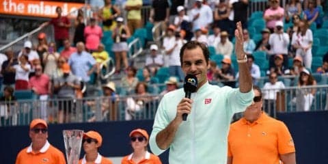 フェデラーが世界1位を「目標だと言うと冗談になる」、ジョコビッチの存在を強調