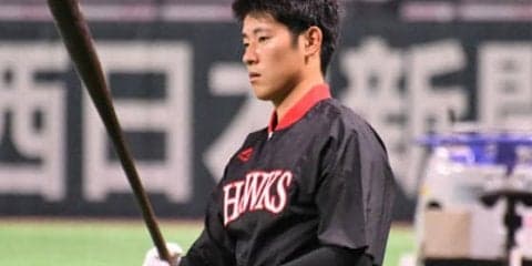 鷹上林、“熱男”との競弾に苦笑い「本塁打の後は打ちにくい」