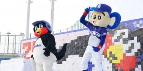 ヤクルトつば九郎＆中日ドアラが25周年スペシャルイベント