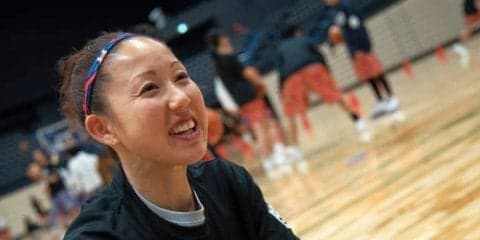 バスケットボール指導者、ARUのコーチング哲学「バスケで良い習慣を身につける」