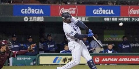 西武メヒア、球団通算9000本塁打「非常に光栄であり名誉。特別なホームラン」