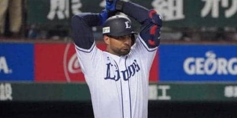 西武メヒアが球団9000号のメモリアルアーチ「ライオンズは素晴らしい球団」