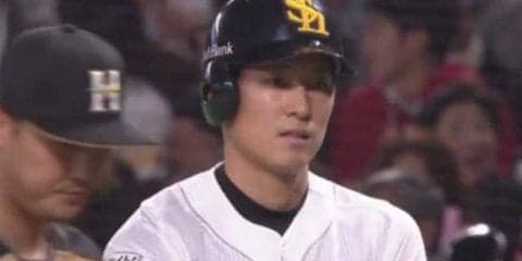 鷹、4回に大量5得点　上林先制2点打、甲斐は16打席ぶり安打となる2点二塁打