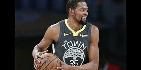 NBA３連覇か、黄金時代の終焉か。王者・ウォリアーズの「不安要素」