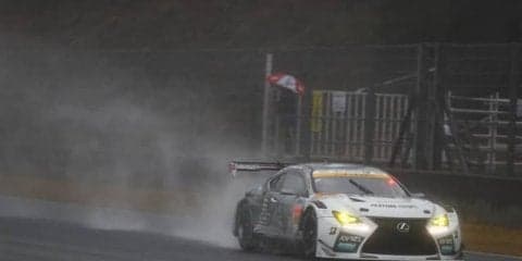 【SUPER GT 開幕戦】GT300クラスは地元岡山のK-tunes RC Fが勝利…新田守男が雨中の“最多勝争い直接対決”を制す
