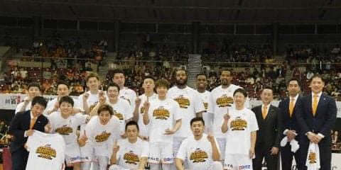 攻守が噛み合った新潟アルビレックスBB、敵地で川崎に競り勝ち中地区優勝を決める