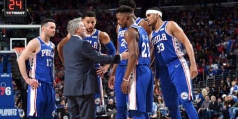 シクサーズがプレーオフ記録に並ぶ1クォーター51得点、第2戦を制して1勝1敗に