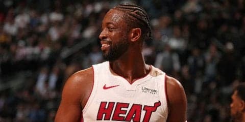 『神対応』を超える『レジェンド対応』、ヒート職員への感謝を示したウェイド