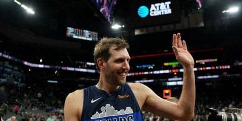 引退のノビツキーがダラスに感謝の一面広告「生涯ダラス・マーベリックを貫く」