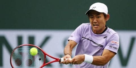 西岡 初戦突破ならず。シュワルツマンと激しいラリー戦を繰り広げるも力尽きる[ATP500 バルセロナ]