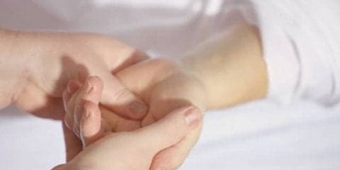 整体師によるボディケアブースを「Car Cafe」に設置、レースのタイムが縮むかも？…筑フェス2019