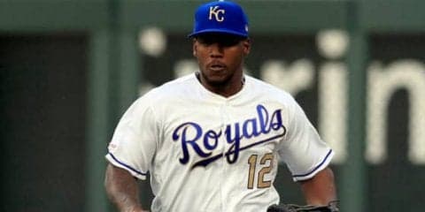 【MLB】奇跡の“ハーフスイング二塁打”に現役メジャーリーガーも興奮「オレにも必要だ」