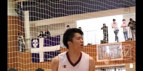 前半の猛攻で初戦突破