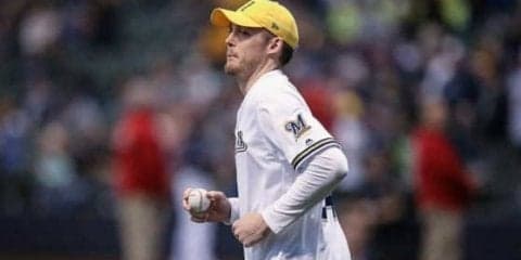 MLB入りを2度拒否した右腕の“始球式大暴投”が話題「わざとか？」