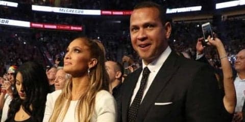 【MLB】「腹筋、腹筋、腹筋」…Aロッド公開の写真で婚約者J・ロペスの凄すぎる腹部が話題に