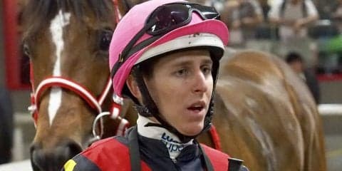 サートゥルナーリアにD.レーン！ルメール騎乗停止で乗り替わり