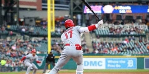 【MLB】大谷翔平、打者復帰5打席目は今季初四球　走塁では右肘に固定具