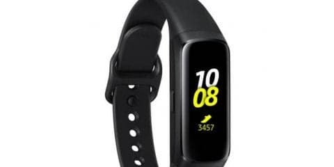 アクティビティのタイプを自動で検知するフィットネスバンド「Galaxy Fit」発売