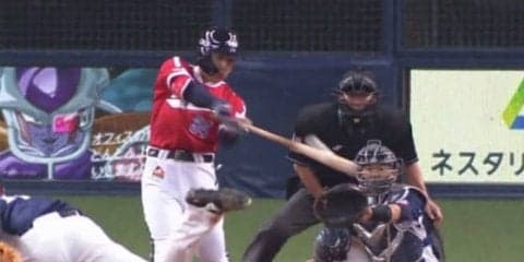 オリックス近鉄ユニで“猛牛打線”爆発！　吉田正9号2ラン「自分のスイングで」