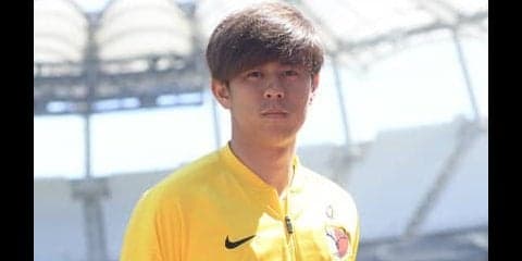 内田篤人の薫陶を受ける安西幸輝。「いつか背番号２をつけたい」