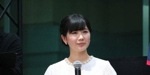 【卓球】福原愛さん、夫・江宏傑とともに大量のサイン書くも「ちょっと忘れちゃいました」