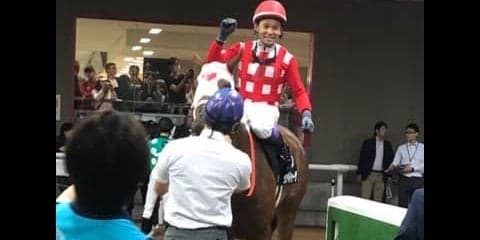 土曜東京９Ｒ・カーネーションＣは１０番人気の伏兵・ランペドゥーザが制す