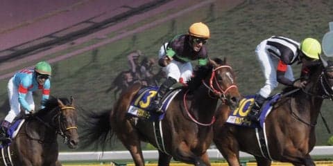 【オークス】ラヴズオンリーユーが4戦無敗で優勝