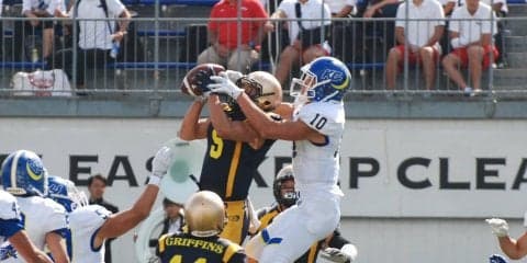 【アメリカンフットボール部】 明治大に２６－２７の逆転負け