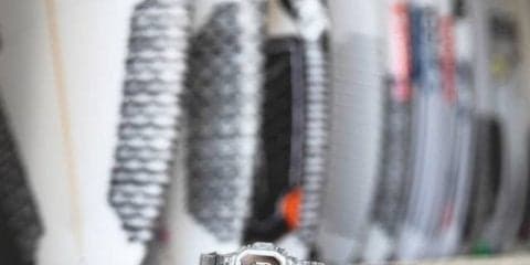 プロサーファー五十嵐カノアのシグネチャーモデルG-SHOCK「GLX-5600KI」発売