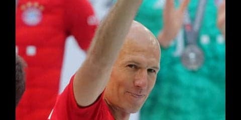 バイエルン退団のロッベン。オランダ人はその帰郷を願っている